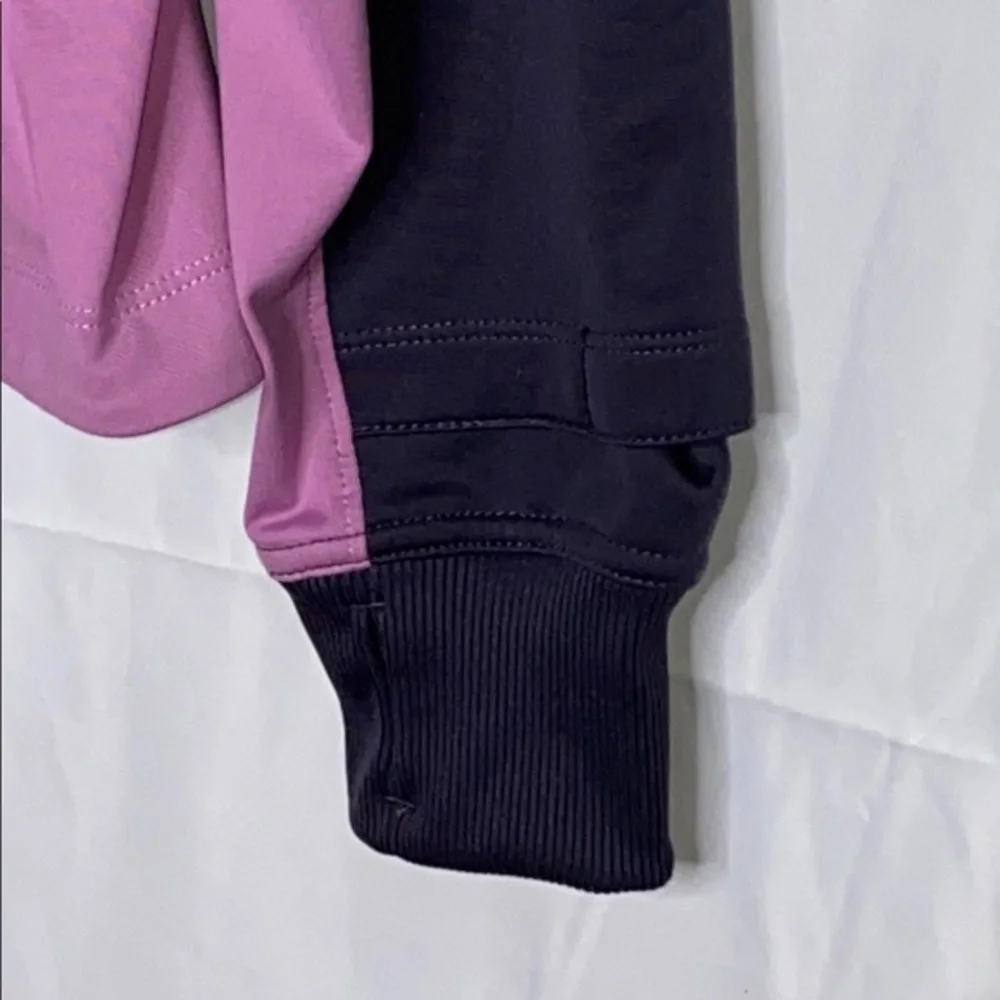 Nike Dri-FIT Running Hooded Long Sleeve Pullover with Thumb Holes